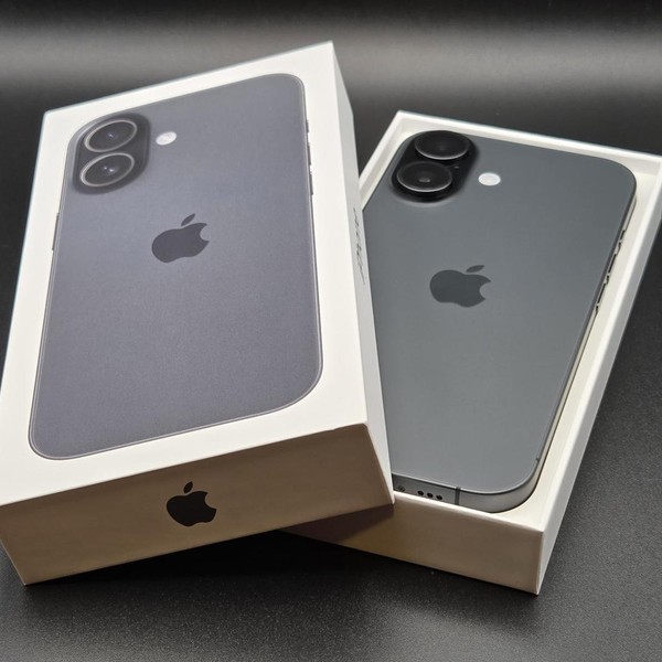 Apple iPhone 17 - Unlocked, 512 GB, Black, A3258