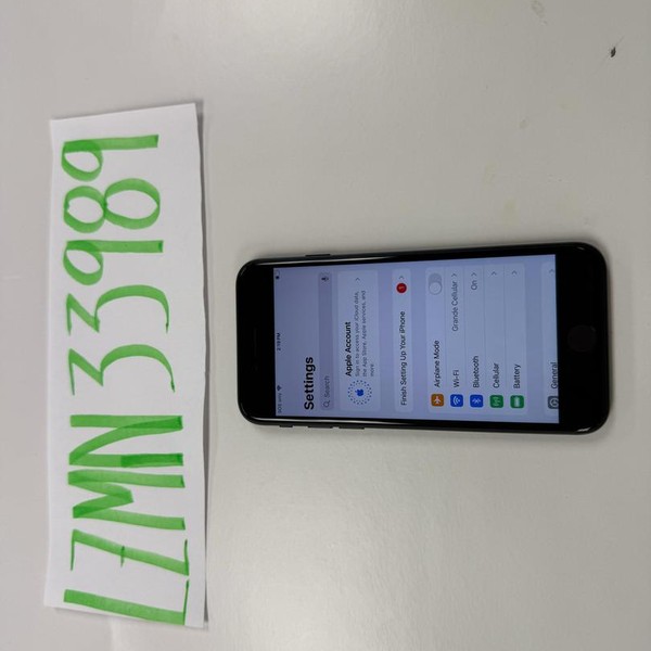 Apple iPhone SE 3rd Gen 2022 - Unlocked, 64 GB, Midnight, A2595