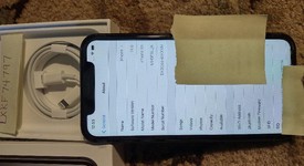 Mint
													Apple iPhone Xr - Unlocked, Black, 64 GB, A1984, photo 4 of 9