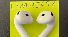Used
													Apple AirPods 4th Gen - Standard, photo 5 of 5