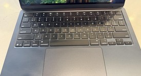 Mint
													MacBook Air 2025 (M4) - 13" - Apple M4, Midnight, 256 GB, 16 GB, photo 4 of 8