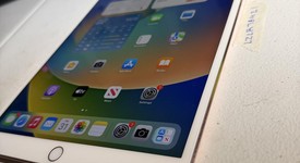 Fair
													Apple iPad Pro 10.5" - Wi-Fi, Rose Gold, 256 GB, photo 2 of 7