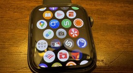 Fair
													Apple Watch SE 1st Gen 44mm - Verizon, Silver, A2354 - Cellular, Aluminum, photo 4 of 4