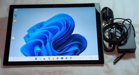 Good
													Microsoft Surface Pro 7 - I3, Platinum, 128 GB, 4 GB, photo 1 of 7