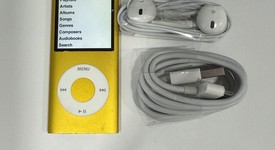 Mint
													Apple iPod Nano 4th Gen - Yellow, 16 GB, photo 1 of 5