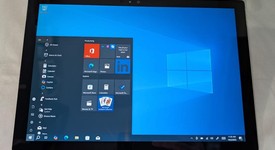 Good
													Microsoft Surface Pro 4 - 12.3 Inch - Wi-Fi, Silver, 128 GB, 4 GB, photo 2 of 7
