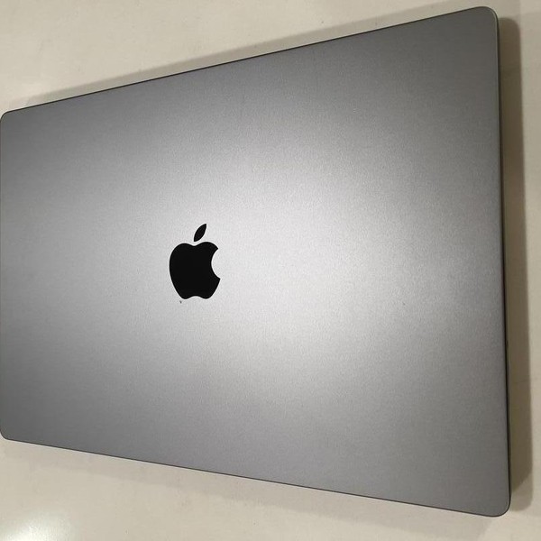 MacBook Pro 2023 - 16 inch - 512 GB, Gray, 16 GB, Apple M2 Pro 12-core