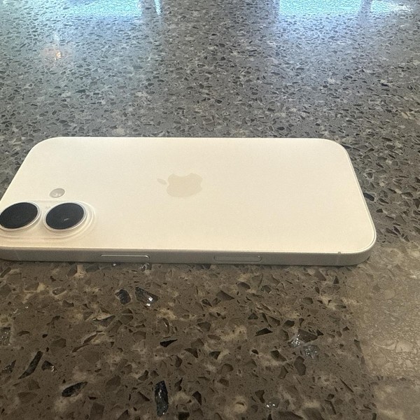 Apple iPhone 16 - Verizon, 128 GB, White, A3081