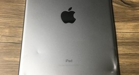 Fair
													Apple iPad 5th Gen - Wi-Fi, Gray, 128 GB, A1822, photo 3 of 7