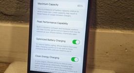 Good
													Apple iPhone SE 3rd Gen 2022 - Unlocked, Red, 128 GB, A2595, photo 2 of 19
