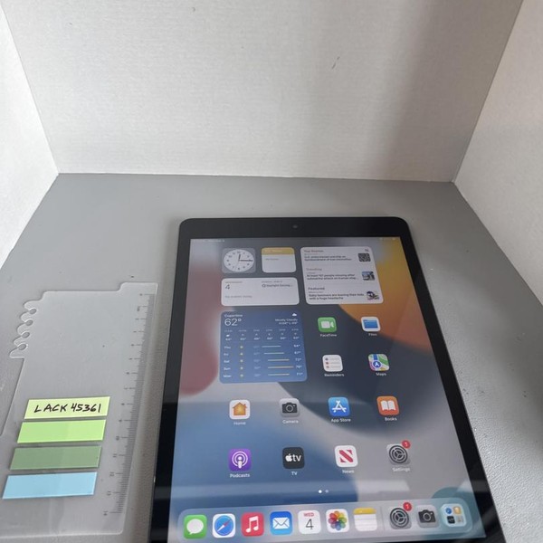 Apple iPad 9th Gen - Unlocked, 64 GB, Gray, A2603