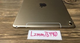 Good
													Apple iPad Pro 9.7" - Verizon, Gold, 128 GB, A1674, photo 5 of 7