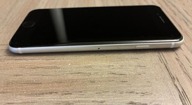 Good
													Apple iPhone SE 2nd Gen 2020 - Unlocked, White, 128 GB, A2275, photo 2 of 9