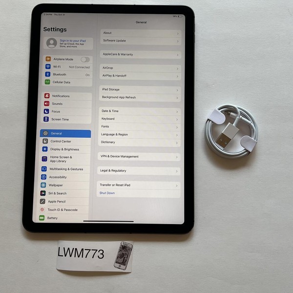 Apple iPad Air 5th Gen - Unlocked, 64 GB, Gray, A2589