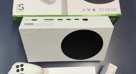 Mint
													Xbox Series S (2020) - White, 512 GB, photo 5 of 13