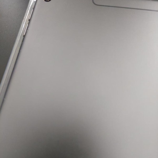 Apple iPad Air 3rd Gen - Unlocked, 256 GB, Gray