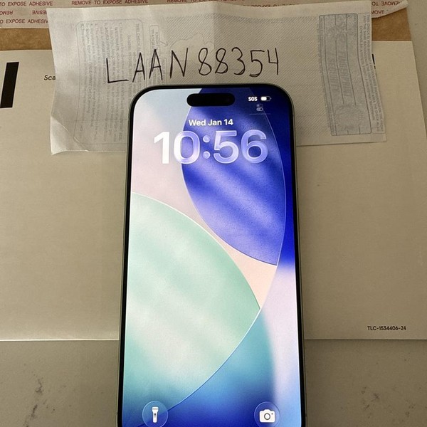 Apple iPhone 17 - Unlocked, 256 GB, Sage, A3258