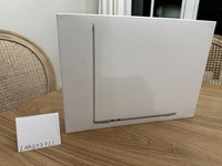 MacBook Air 2025 (M4) - 13"