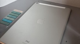 Good
													Apple iPad 9th Gen - Unlocked, Silver, 64 GB, A2603, photo 4 of 5