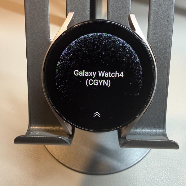 Samsung Galaxy Watch4 - Wi-Fi, Gold, 40mm