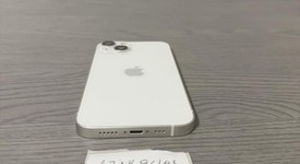 Mint
													Apple iPhone 13 - Unlocked, Starlight, 128 GB, A2482, photo 3 of 7
