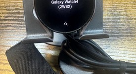Fair
													Samsung Galaxy Watch4 - Unlocked, Gold, 40mm, photo 4 of 5