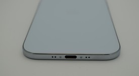 Mint
													Apple iPhone Air - Unlocked, Sky Blue, 256 GB, A3260, photo 4 of 11