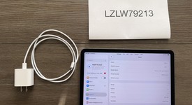 Mint
													Apple iPad Air 5th Gen - Wi-Fi, Gray, 256 GB, A2588, photo 1 of 11