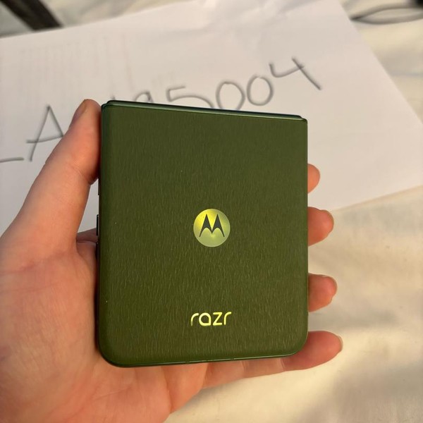 Motorola Razr Plus (2024) - Unlocked, Green, 256 GB, 12 GB
