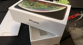 Mint
													Apple iPhone Xs Max - Verizon, Gray, 64 GB, A1921, photo 4 of 12