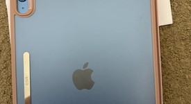 Mint
													Apple iPad 10th Gen - Unlocked, Blue, 64 GB, A2757, photo 4 of 11