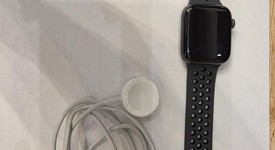 Good
													Apple Watch Series 4 44mm - Gray, A1978 - GPS, Aluminum, photo 1 of 4