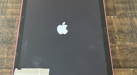 Good
													Apple iPad 10th Gen - Unlocked, Pink, 64 GB, A2757, photo 3 of 6
