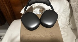 Used
													Apple AirPods Max - Gray, photo 2 of 12