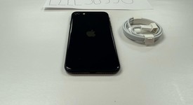 Mint
													Apple iPhone SE 3rd Gen 2022 - Unlocked, Midnight, 64 GB, A2595, photo 3 of 7