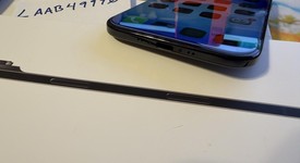 Mint
													Apple iPhone Air - Unlocked, Space Black, 256 GB, A3260, photo 4 of 9