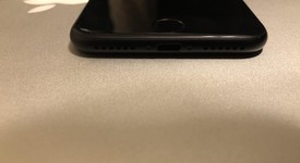 Good
													Apple iPhone 7 - AT&T, Black, 32 GB, A1778, photo 4 of 8
