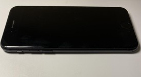 Good
													Apple iPhone 7 - AT&T, Black, 128 GB, A1778, photo 1 of 9