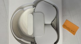 Used
													Apple AirPods Max - Silver, photo 4 of 7