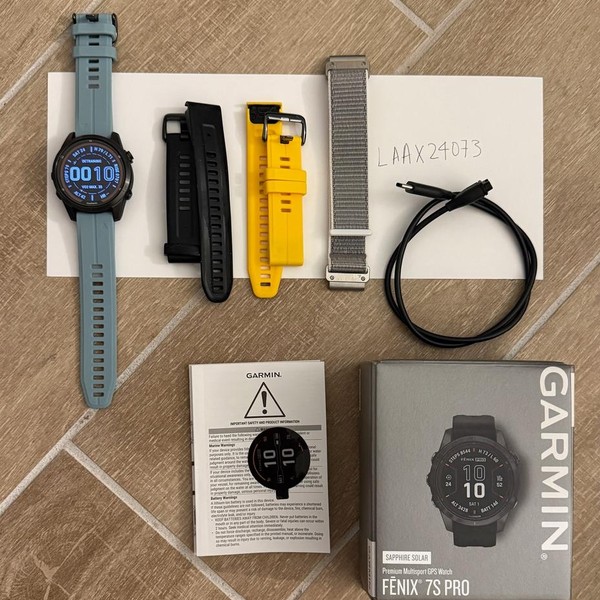 Garmin fenix 7S Pro - Gray, Sapphire Solar