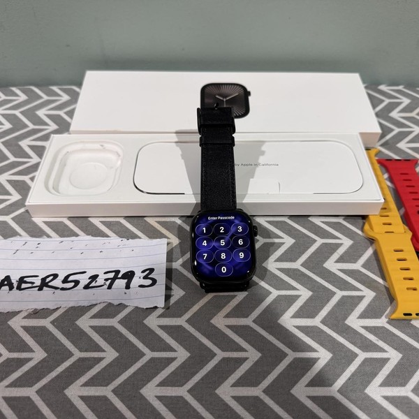 Apple Watch Series 10 46mm - Unlocked, Slate, A3003 - Cellular, Titanium