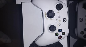 Mint
													Xbox Series S (2020) - Robot White, 1 TB, photo 1 of 1