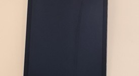 Fair
													Apple iPad 6th Gen - Unlocked, Gray, 32 GB, A1954, photo 2 of 3