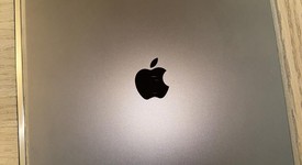 Mint
													Apple iPad Pro 12.9" 5th Gen 2021 - Unlocked, Gray, 256 GB, photo 3 of 9