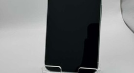 Mint
													Google Pixel 9 - T-Mobile, Wintergreen, 128 GB, 12 GB, G2YBB, photo 4 of 4