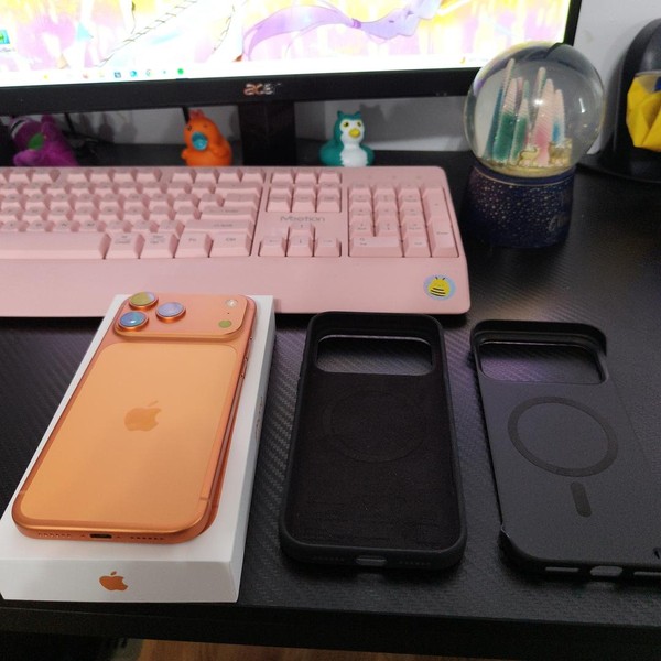 Apple iPhone 17 Pro Max - Unlocked, 256 GB, Cosmic Orange, A3257