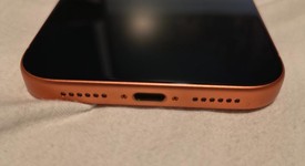 Mint
													Apple iPhone 17 Pro Max - Unlocked, Cosmic Orange, 512 GB, A3257, photo 3 of 17