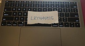 Good
													MacBook Pro 2017 (No Touch Bar) - 13" - Gray, 256 GB, 8 GB, photo 5 of 7