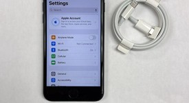 Mint
													Apple iPhone SE 3rd Gen 2022 - Unlocked, Midnight, 64 GB, A2595, photo 2 of 9