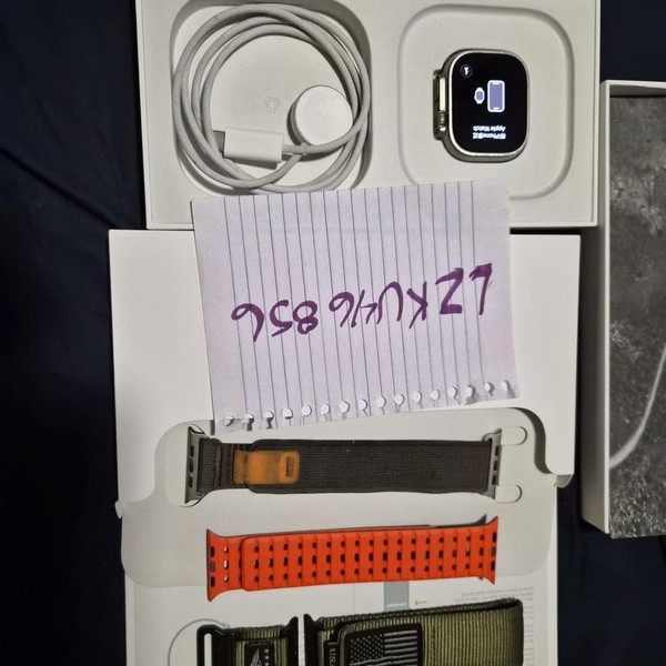 Apple Watch Ultra 49mm - AT&T, Titanium, A2622